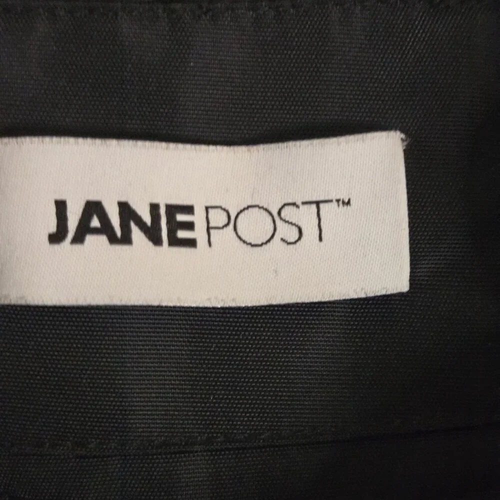 Jane Post NWT(Deadstock/Flawed) Exclusively Neiman Marcus Black Raincoat Size L